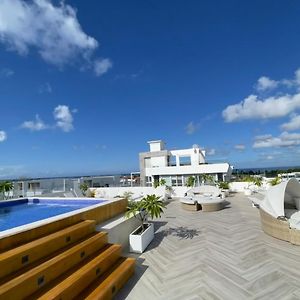 All Seasons Hotel